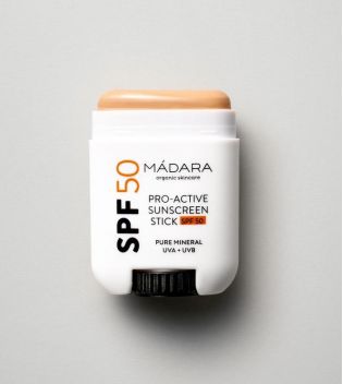 Madara - Stick solaire Pro-Active SPF50 - Nude